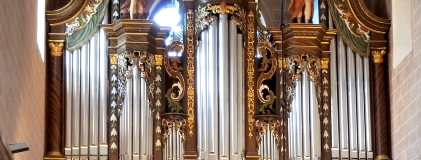 Justinuskirche Höchst, Ansicht der Orgel