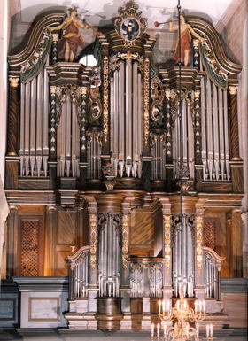 Prachtvolle Orgel von 1740, aus der Werkstatt des Orgelbauers Onimus in Mainz.